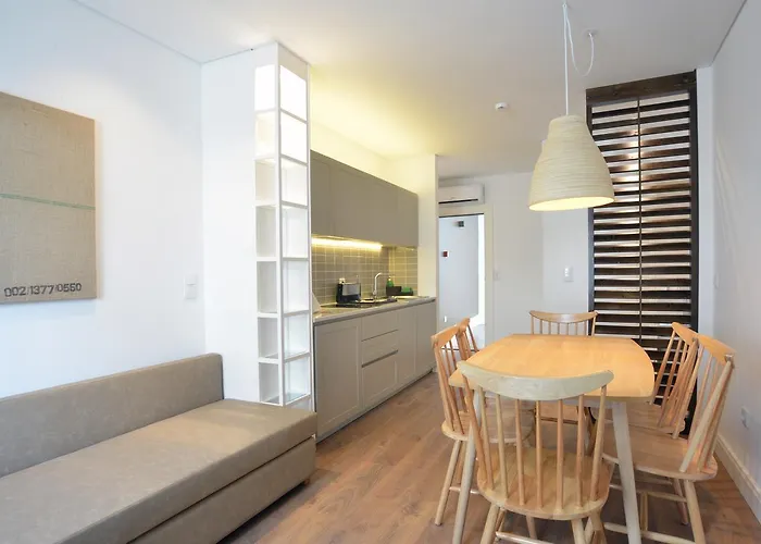 Spot Casa Januario Apartamento